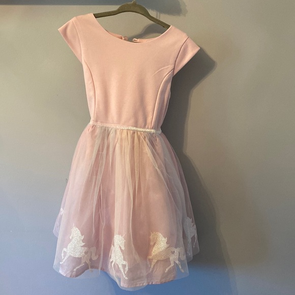 Beautiful Unicorn Dress Size 5 - Picture 1 of 4